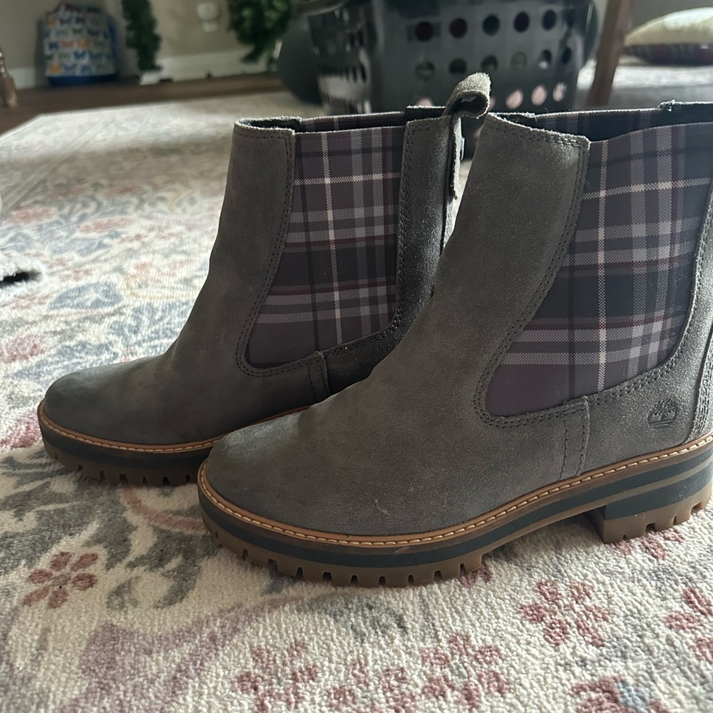 Timberland Gray and Purple Plaid Ankle Boots